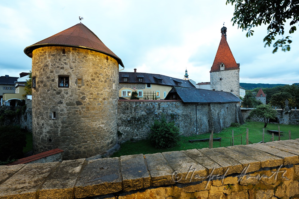 Stadtmauer, Stadtgraben und Altstadt