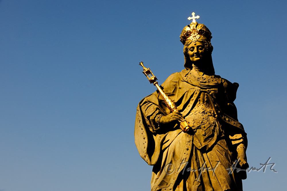 Kaiserin Kunigund (Statue from 1750) und Barockhaus