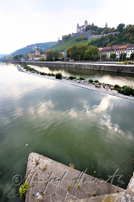 Festung Marienberg und Fundament der 