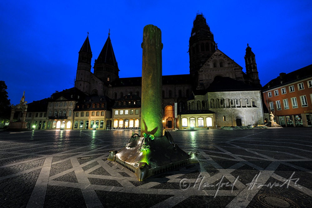 Heunensäule aus dem 11. Jahrhundert