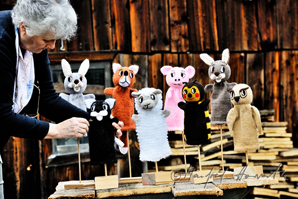 gestrickte Tierpuppen von Christine Reiner