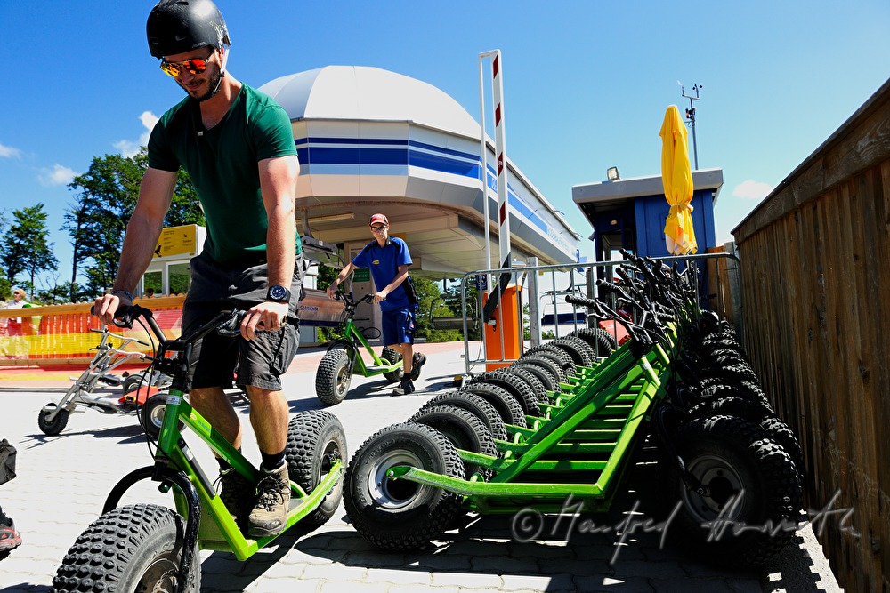 Monsterroller-Verleih bei der Liftstation