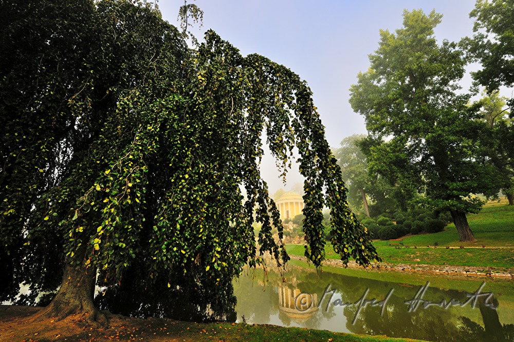 Leopoldinentempel im Landschaftsgarten