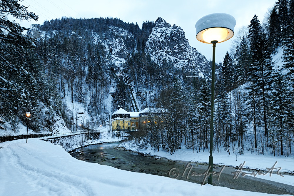 historisches Flusskraftwerk der Mariazellerbahn am Erlaufbach