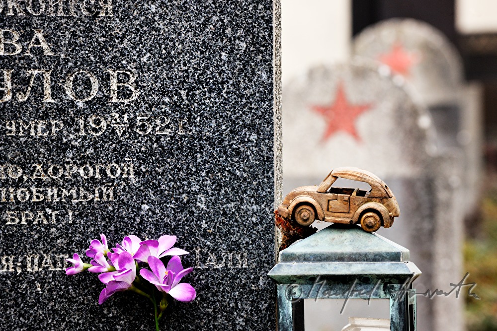 Kinder-Grab am Friedhof der Sowjet-Armee (