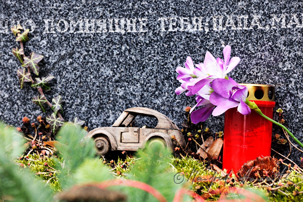 Kinder-Grab am Friedhof der Sowjet-Armee (