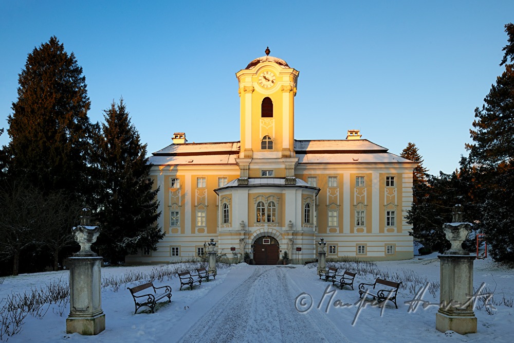 Renaissance- Schloss Rosenau von 1593
