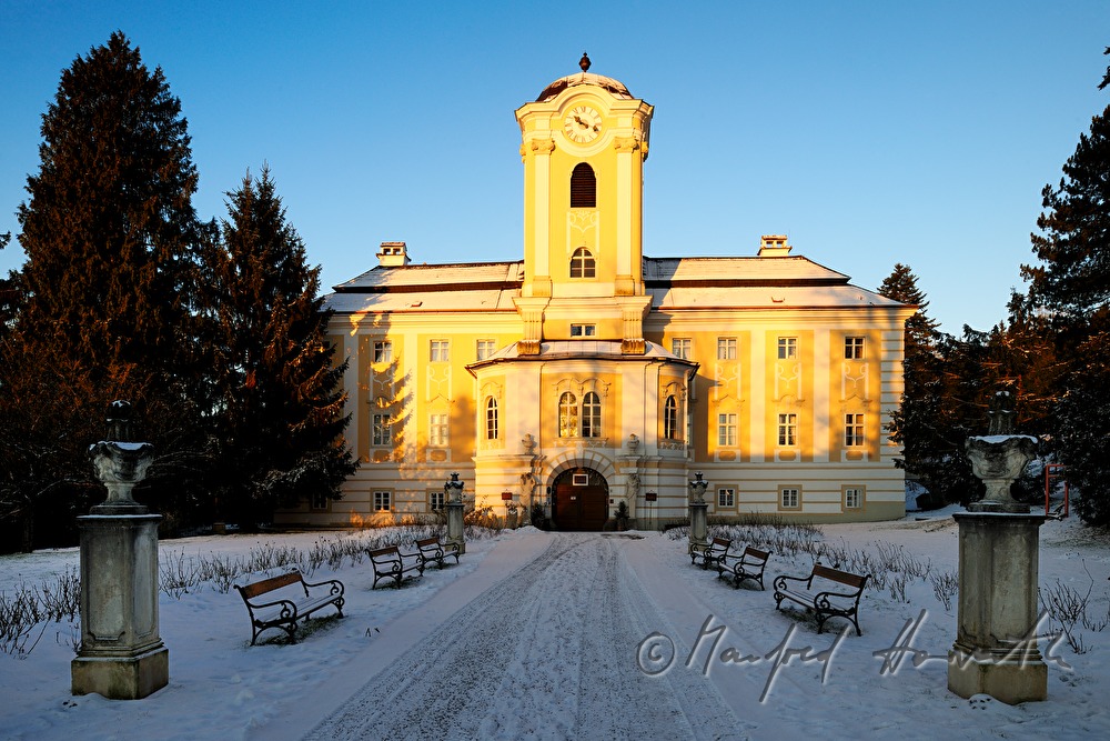Renaissance- Schloss Rosenau von 1593