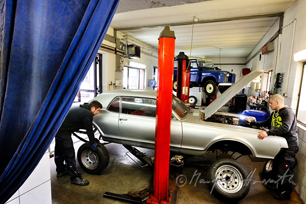 Mercury Cougar bei der Restauration in der Werkstätte