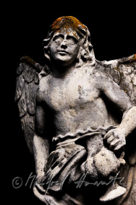 Barock-Sandsteinfigur (Engel) auf dem Kalvarienberg