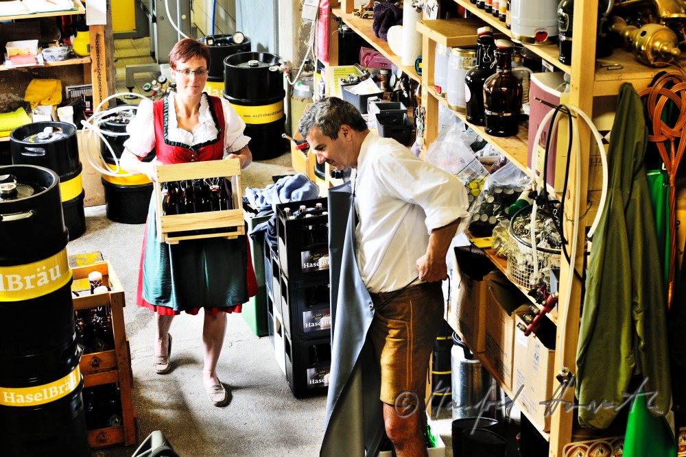 Wirt und Bierbrauer Paul Haselböck in seiner Bierbrauerei
