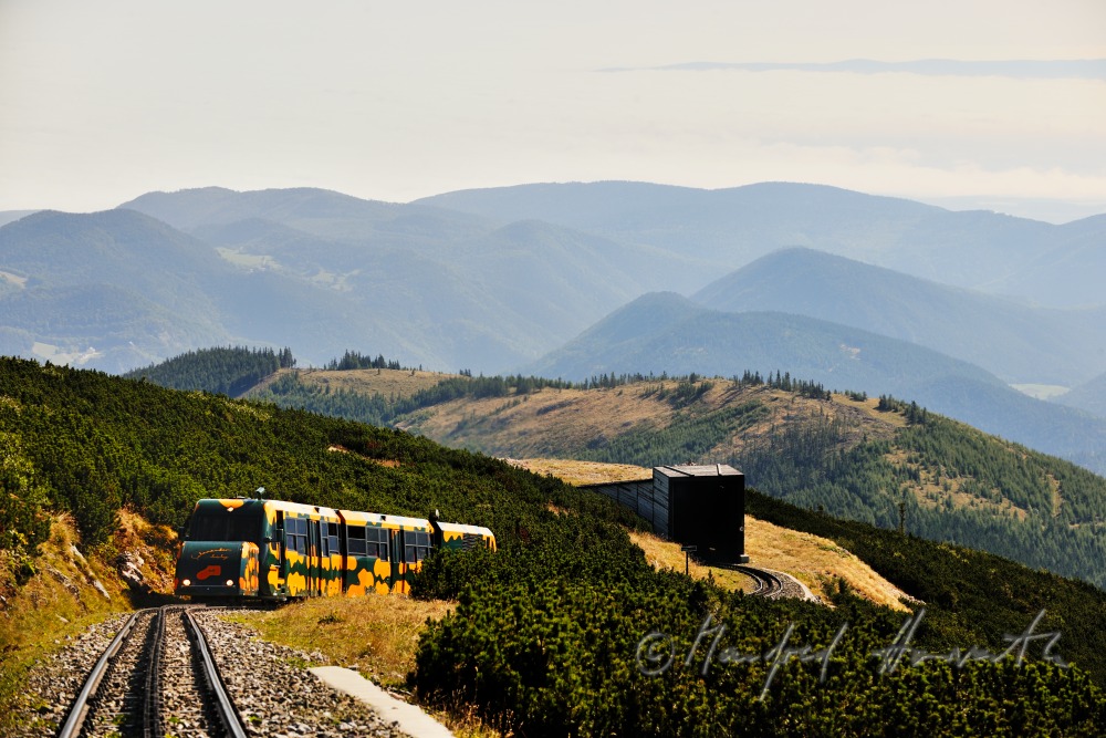 Zahnradbahn auf dem Hochschneeberg