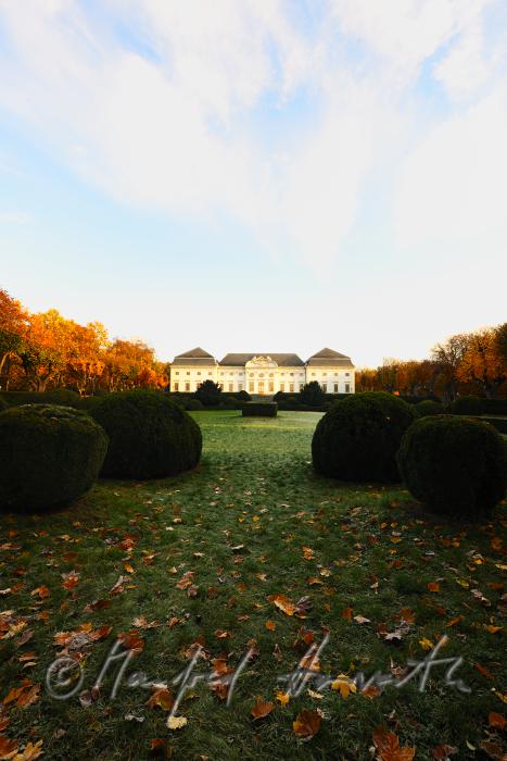 barocker Landschaftsgarten und Süd-Fassade
