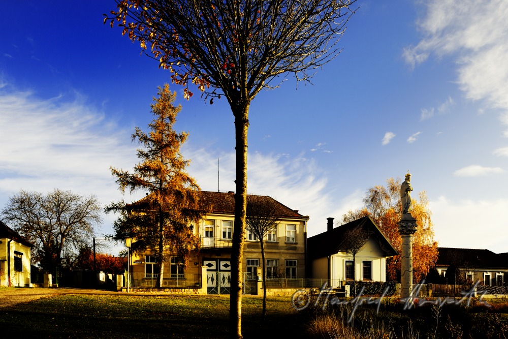 Platz bei der Antonisäule (Weinlaubsäule)