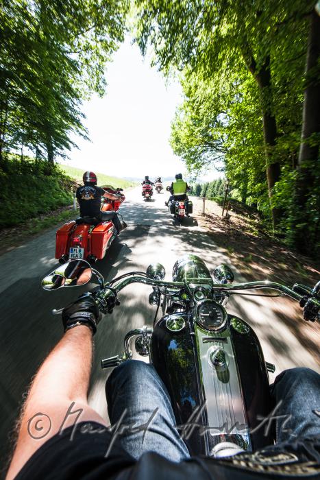 Motorradfahrt mit Harley Davidson-Motorrädern