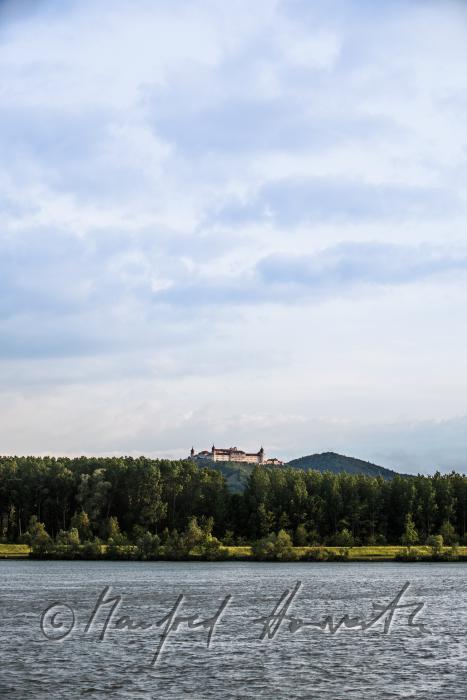 Donau-Ufer und Stift Göttweig