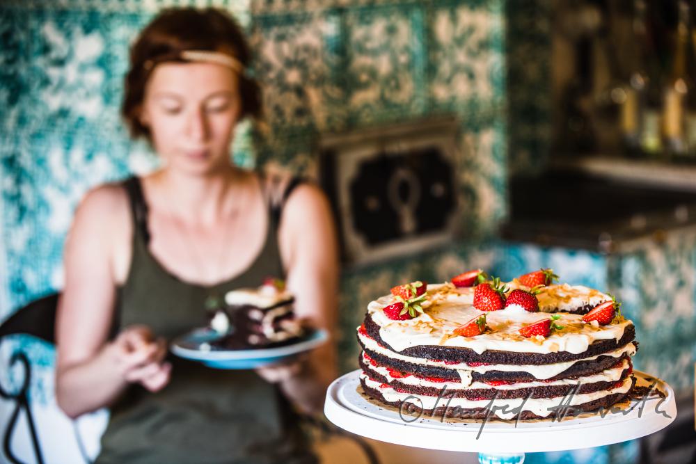 Erdbeer-Schokoladen-Torte mit selbst gezogenen Erdbeeren
