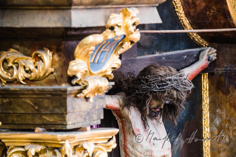 barocker Christus am Kreuz mit Echthaar