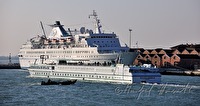 xb0012841
